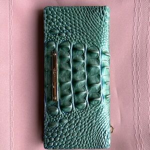 Brahmin Seafoam Melbourne Ady Wallet #HARD TO FIND#. New w/o tags!  NICE!